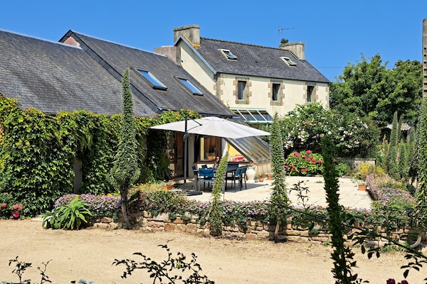 Foto van Vakantiehuis in Sibiril vlakbij zandstranden - Vakantiehuis in Sibiril - ExteriorSummer