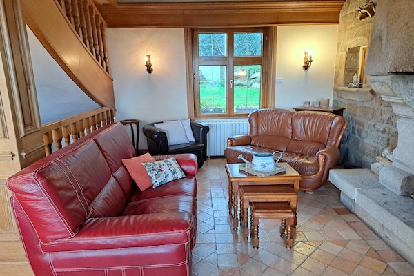 Foto van Stenen huis met zeezicht in Bretagne - Vakantiehuis in St. Pol-de-Léon - LivingRoom