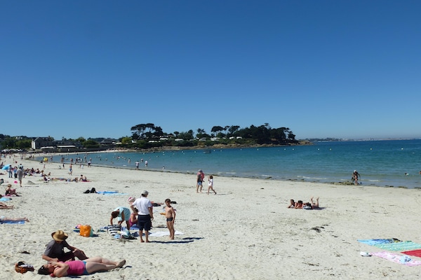 Foto van Stenen huis met zeezicht in Bretagne - Vakantiehuis in St. Pol-de-Léon - AreaSummer5KM