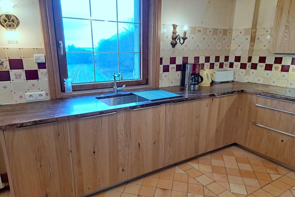 Foto van Stenen huis met zeezicht in Bretagne - Vakantiehuis in St. Pol-de-Léon - Kitchen