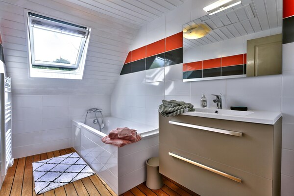 Foto van Stenen huis in Huelgoat, Bretagne - Vakantiehuis in Huelgoat - BathRoom