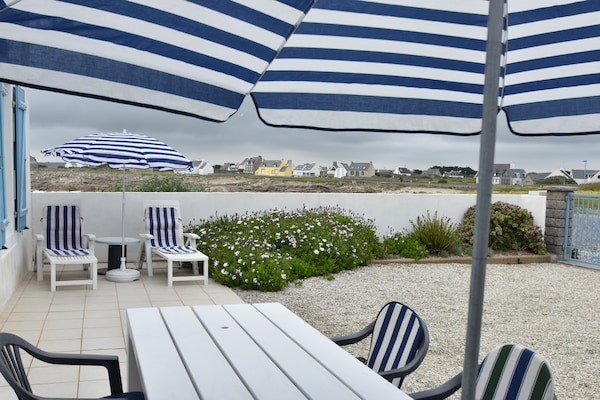Foto van Prachtig vakantiehuis aan zee in Penmarch - Vakantiehuis in Saint-Guénolé - TerraceBalcony