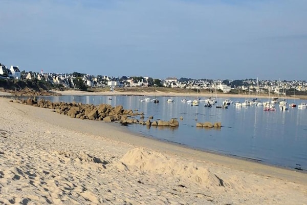 Foto van Appartement met uitzicht op zee en zwembad - Vakantiehuis in Audierne - AreaSummer1KM