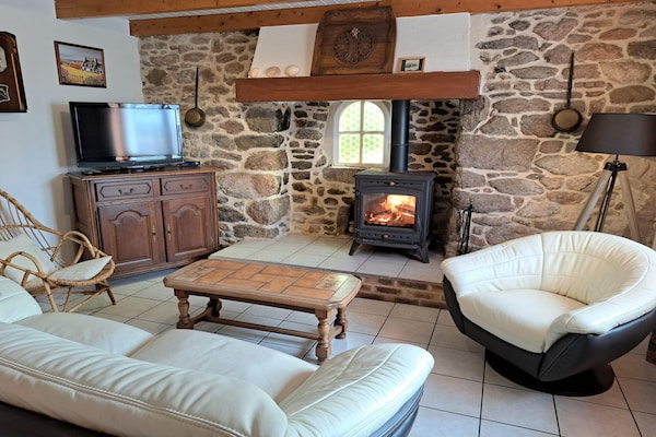 Foto van Bretonse stenen cottage bij zandstranden - Vakantiehuis in Landéda - LivingRoom