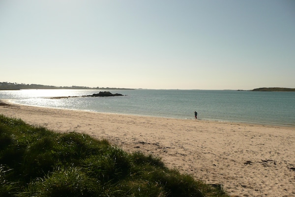 Foto van Bretonse stenen cottage bij zandstranden - Vakantiehuis in Landéda - AreaSummer1KM