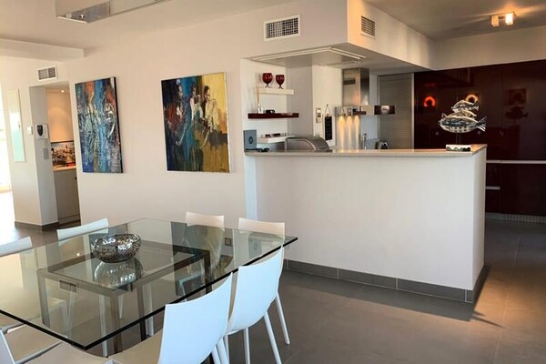 Foto van Appartement in Grau du Roi met uitzicht op zee - Vakantiehuis in LE GRAU DU ROI - Untagged