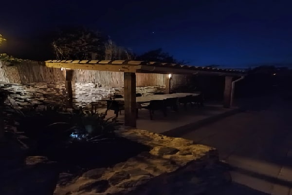 Foto van Kindvriendelijke villa met zwembad - Vakantiehuis in Salazac - Landing