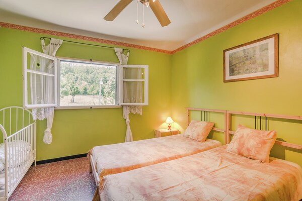 Foto van Kindvriendelijke villa met zwembad - Vakantiehuis in Salazac - BedRoom