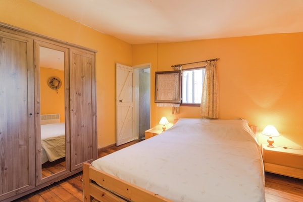 Foto van Kindvriendelijke villa met zwembad - Vakantiehuis in Salazac - BedRoom