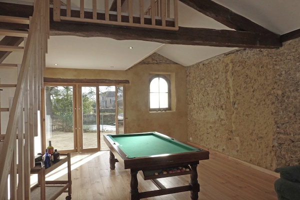Foto van Luxe villa in Cazaubon met zwembad - Vakantiehuis in Cutxan - RecreationRoom