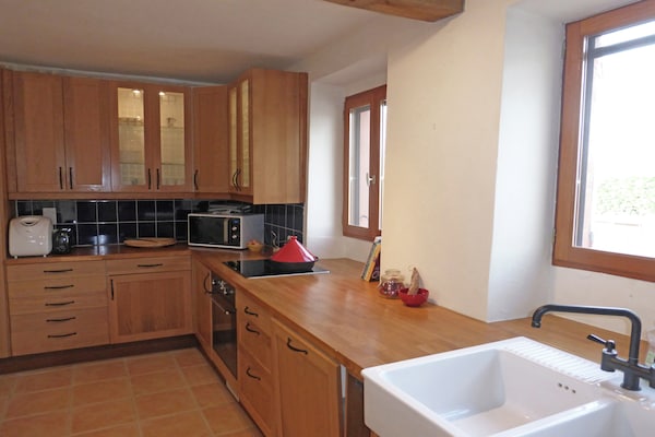 Foto van Luxe villa in Cazaubon met zwembad - Vakantiehuis in Cutxan - Kitchen