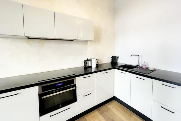 Foto van Appartement en uitzicht op de rivier - Vakantiehuis in Bordeaux - ExteriorSummer