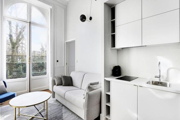 Foto van Maison Labruyère - Koninklijke Tuinsuite - Vakantiehuis in Bordeaux - LivingRoom