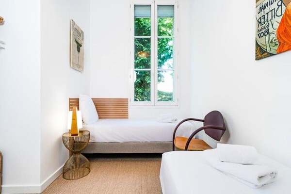 Foto van Licht appartement van 60 m² op rechteroever - Vakantiehuis in Bordeaux - ExteriorSummer