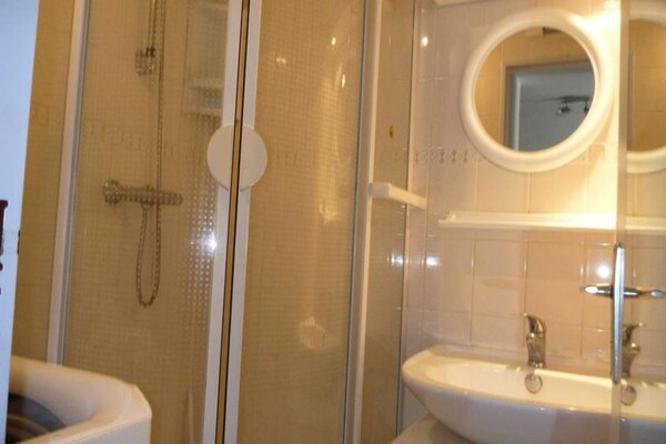 Foto van 3 Kamers voor 4 personen - Vakantiehuis in MARSEILLAN - ExteriorSummer