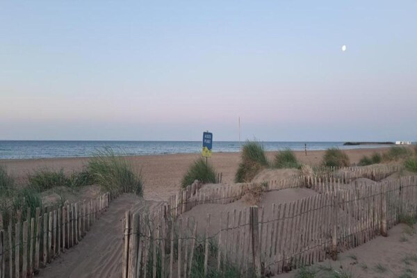 Foto van Ruime villa aan het strand van Valras - Vakantiehuis in Valras-Plage - AreaSummer1KM
