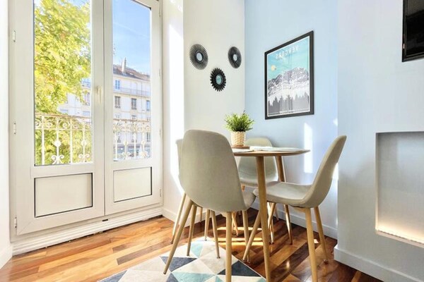 Foto van De cadet Jean Jaures - Vakantiehuis in Grenoble - LivingRoom