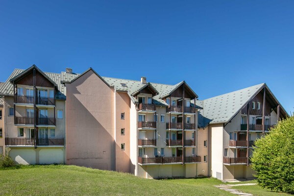 Foto van Bergappartement nabij dorpscentrum - Vakantiehuis in Villard-de-Lans - ExteriorSummer