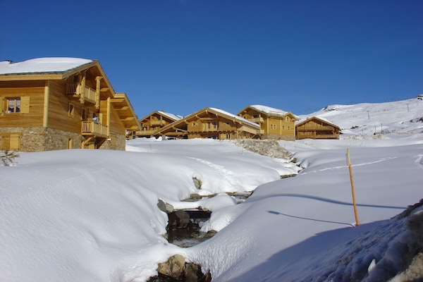 Foto van Luxe chalet bij Alpe d'Huez met uitzicht - Vakantiehuis in Huez - ExteriorWinter