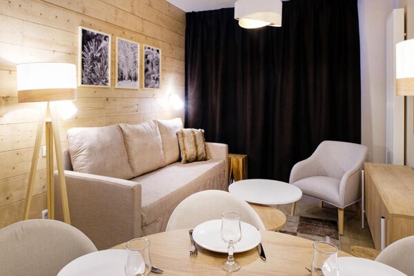 Foto van Prestigeresidentie Odalys l'Eclose - Vakantiehuis in HUEZ - ExteriorSummer