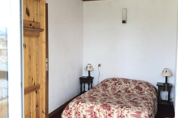 Foto van 4 stukken voor 10 personen - Vakantiehuis in HUEZ - 
