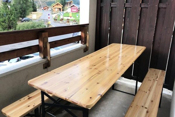 Foto van Appartement in Frankrijk bij Skiliften - Vakantiehuis in HUEZ - TerraceBalcony