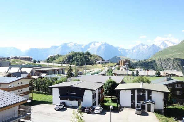 Foto van Appartement in Frankrijk bij de skipiste - Vakantiehuis in HUEZ - ExteriorSummer