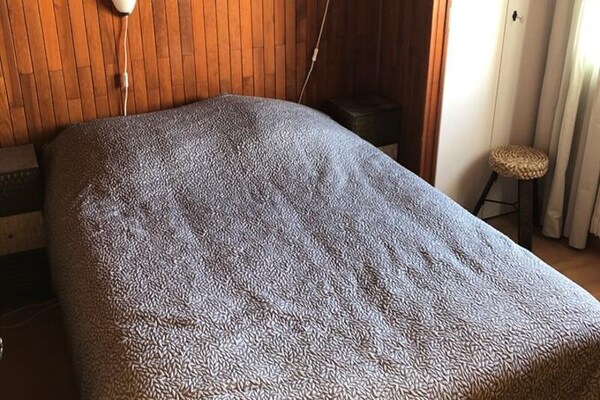 Foto van 3 stukken voor 8 personen - Vakantiehuis in HUEZ - 