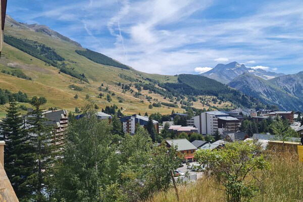Foto van Modern appartement op de vierde verdieping - Vakantiehuis in Les Deux Alpes - Outdoor