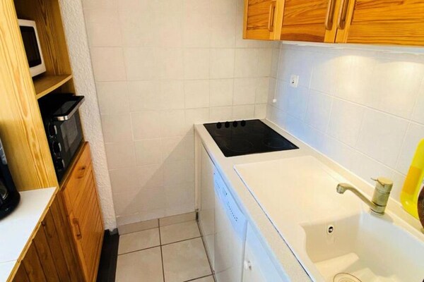 Foto van 2 stukken voor 6 personen - Vakantiehuis in VENOSC - Kitchen