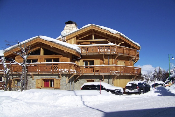 Foto van Chalet in Les 2 Alpes bij Skipiste - Vakantiehuis in Les Deux Alpes - ExteriorWinter
