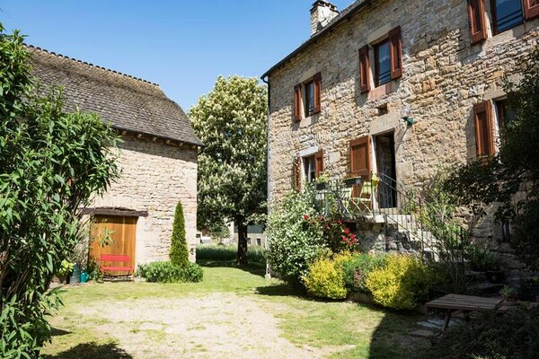 Foto van Gמte de France 7 personen - Vakantiehuis in LES SALELLES - 