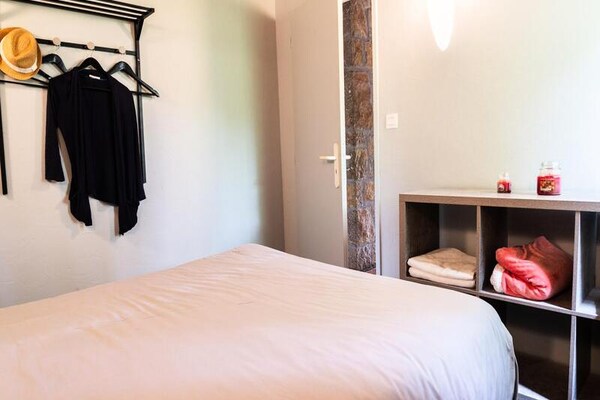 Foto van Cottage in La Canourgue met toegang tot zwembad - Vakantiehuis in LA CANOURGUE - Untagged