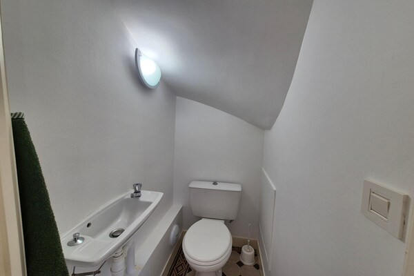 Foto van Charmant huis dicht bij het centrum - Vakantiehuis in Granville - BathRoom