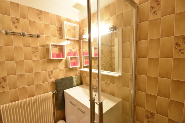 Foto van Saint-Germain strandgeluk - Vakantiehuis in St. Germain-Sur-Ay - BathRoom