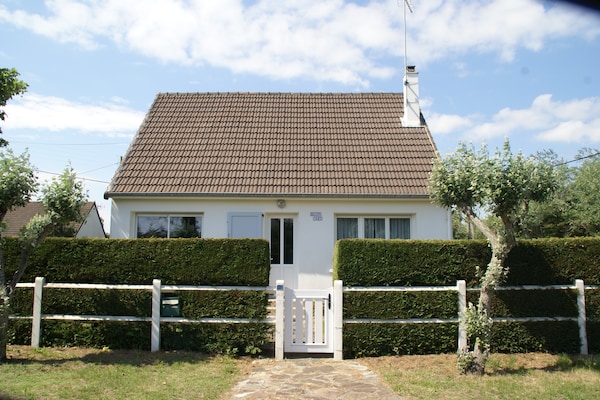 Foto van Saint-Germain strandgeluk - Vakantiehuis in St. Germain-Sur-Ay - ExteriorSummer