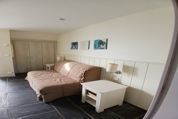 Foto van Gezellig hoekje vlakbij het zandstrand - Vakantiehuis in Guidel - LivingRoom