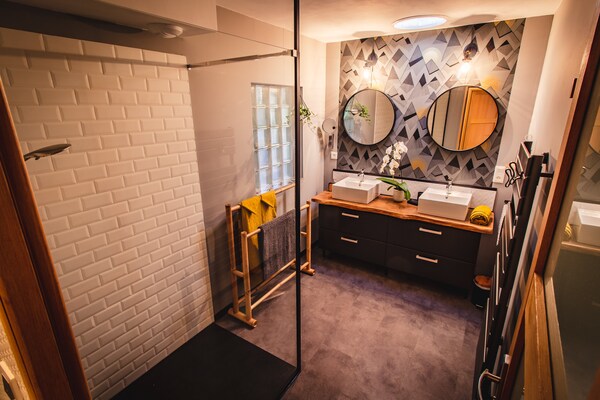 Foto van Saint-Quirin Tuinverblijf - Vakantiehuis in Saint-Quirin - BathRoom