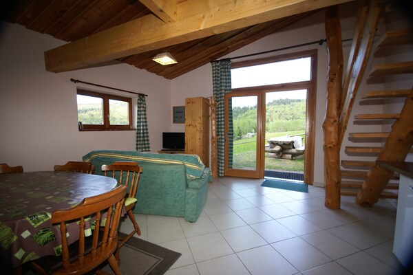 Foto van Vakantiehuis in Walscheid bij bos en meren - Vakantiehuis in Walscheid Eigenthal - LivingRoom