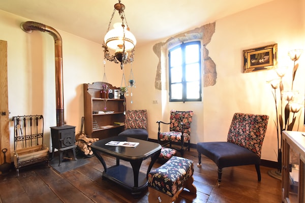 Foto van Cottage in Frankrijk met tuin bij meer - Vakantiehuis in Montaron - LivingRoom