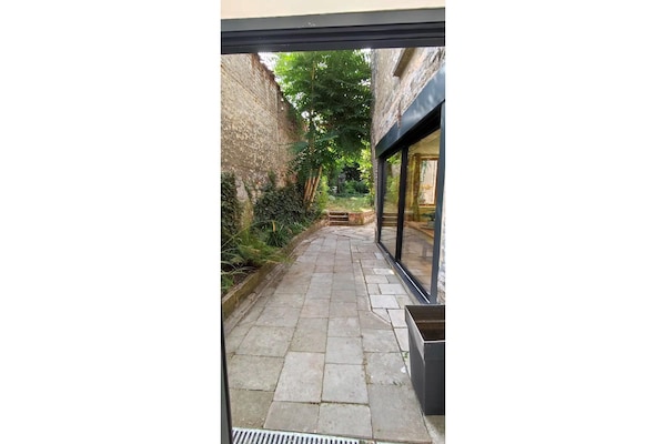 Foto van Appartement met tuin in het stadscentrum - Vakantiehuis in Saint-Omer - GardenSummer