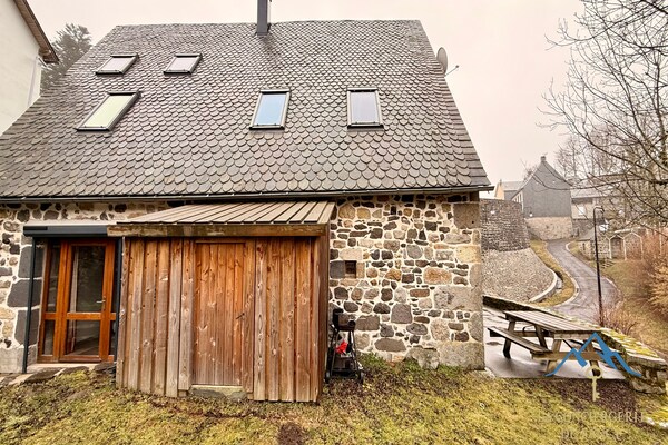 Foto van Berghut voor 12 personen - Vakantiehuis in Murat-le-Quaire - GardenSummer