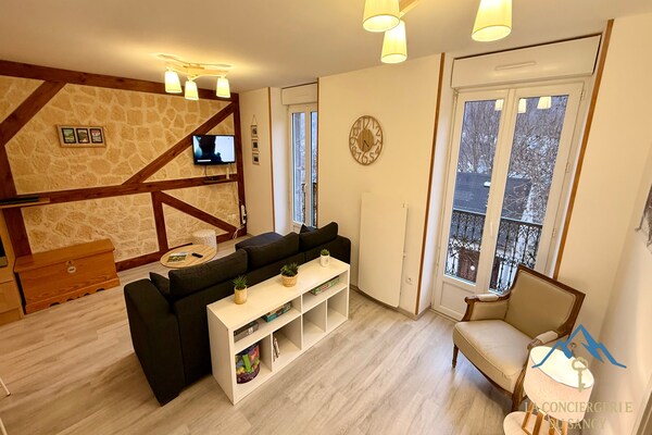 Foto van Groot knooppunt vlakbij het dorp - Vakantiehuis in Mont-Dore - LivingRoom