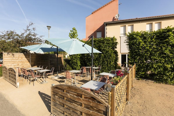 Foto van Ruim appartement in Gerzat met zwembad - Vakantiehuis in Gerzat - 