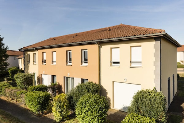 Foto van Ruim appartement in Gerzat met zwembad - Vakantiehuis in Gerzat - 