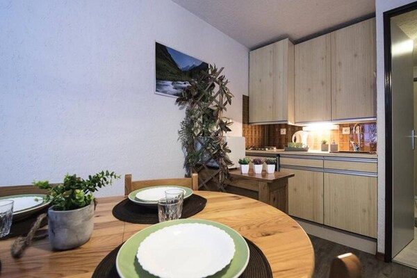 Foto van Appartement in Saint Lary bij Kabelbaan - Vakantiehuis in ST LARY SOULAN - DiningRoom