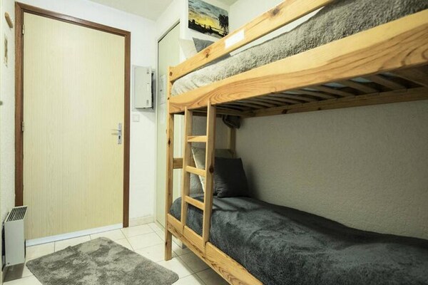 Foto van Appartement in Saint Lary bij gondel - Vakantiehuis in ST LARY SOULAN - BedRoom