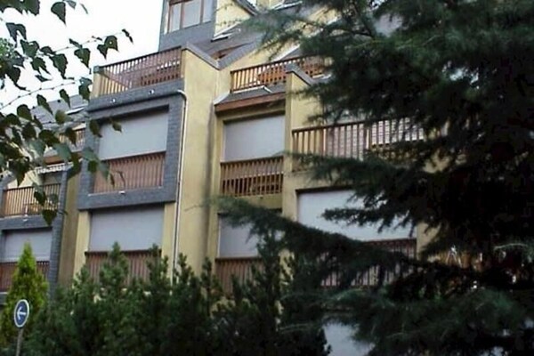 Foto van Appartement in dorpscentrum met bergzicht - Vakantiehuis in ST LARY SOULAN - ExteriorSummer