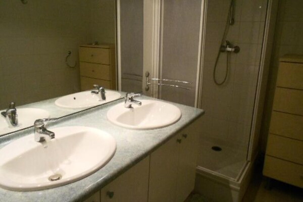 Foto van Appartement in St. Lary bij Skipistes - Vakantiehuis in ST LARY SOULAN - BathRoom