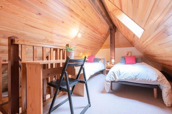 Foto van 5 stukken voor 9 personen - Vakantiehuis in ST LARY SOULAN - 